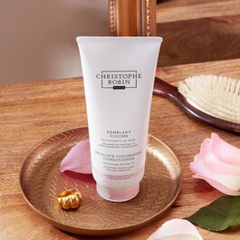 Démêlant volume aux extraits de rose