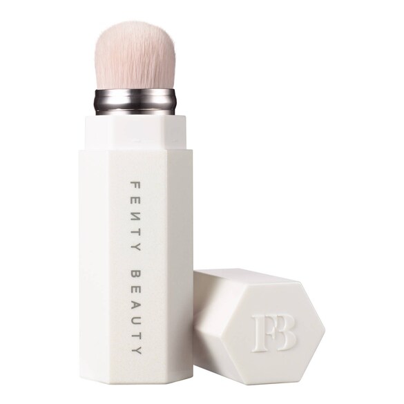 Portable Contour & Concealer Brush - Pinceau Anticernes et Contour Portable, FENTY BEAUTY