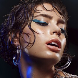 Aqua resist color pencil - Eyeliner waterproof