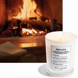 REPLICA By The Fireplace - Bougie Parfumée boisée épicée