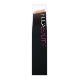 Point rouge
FauxFilter Foundation Stick Fond De Teint En Stick
HUDA BEAUTY