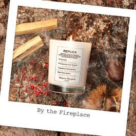 REPLICA By The Fireplace - Bougie Parfumée boisée épicée