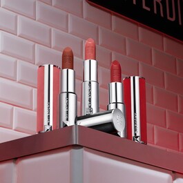 Le Rouge Sheer Velvet - Rouge A Lèvres Mat Effet Floutant