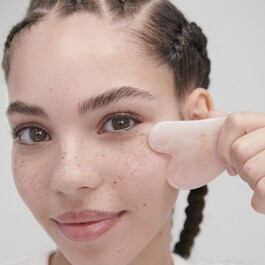 Gua Sha Quartz Rose - Visage Et Cou