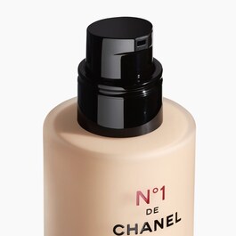 N°1 DE CHANEL - Fond De Teint Revitalisant, Illumine, Hydrate, Protège