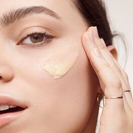 Vitamin Enriched Face Base - Base de Teint Hydratante & Vitaminée