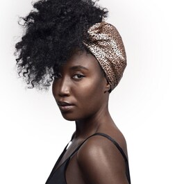 Foulard Pure Soie Léopard Sauvage