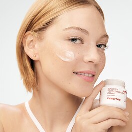 Crème Perfectrice Jeunesse au Thé Noir - Crème Raffermissante et lissante