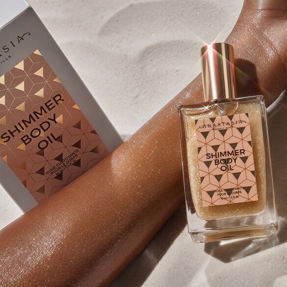Shimmer Body Oil Huile légère pour le corps de ANASTASIA BEVERLY