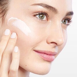 Clinique Smart SPF 15 - Crème Réparatrice Action Sur Mesure SPF 15