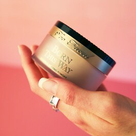 Born This Way Setting Powder - Poudre Libre