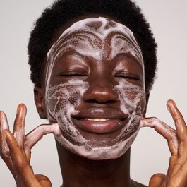 The Bubble Double – Mousse nettoyante à l'acide salicylique et à la grenade