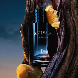 Sauvage - Eau de parfum pour homme - Notes épicées & d'absolu vanille