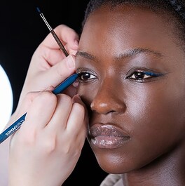 Aqua resist color pencil - Eyeliner waterproof
