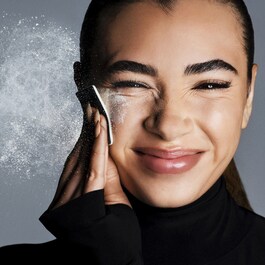 HD Skin Perfecting Pressed Powder – Poudre pressée ultra floutante imperceptible
