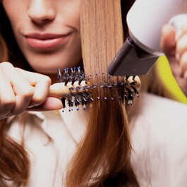 Brosse à Brushing n°1 - Brosse à cheveux