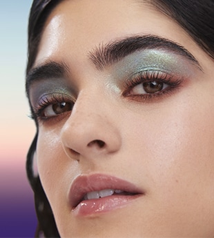 maquillage pour peau qui brille
