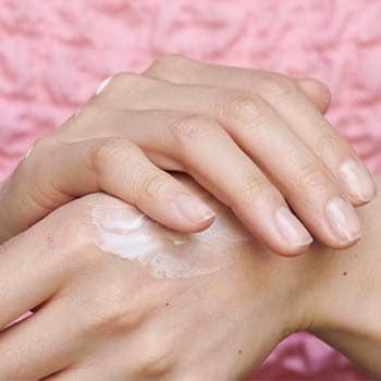prendre soin de ses ongles