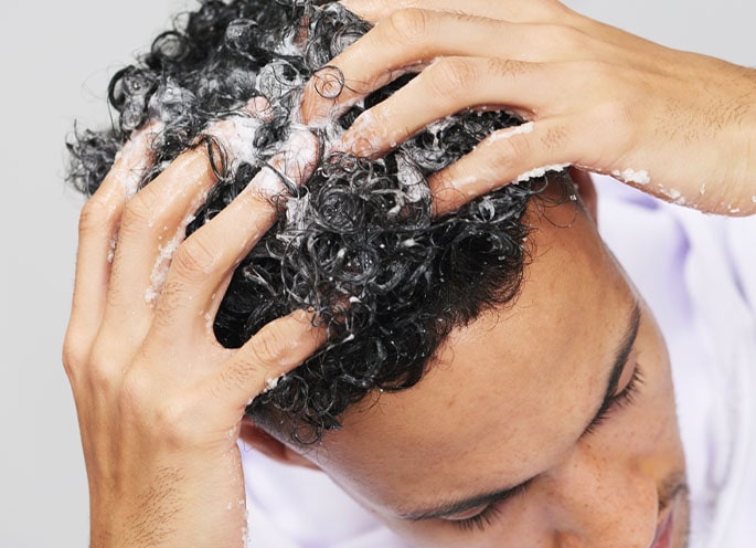 gommage cheveux