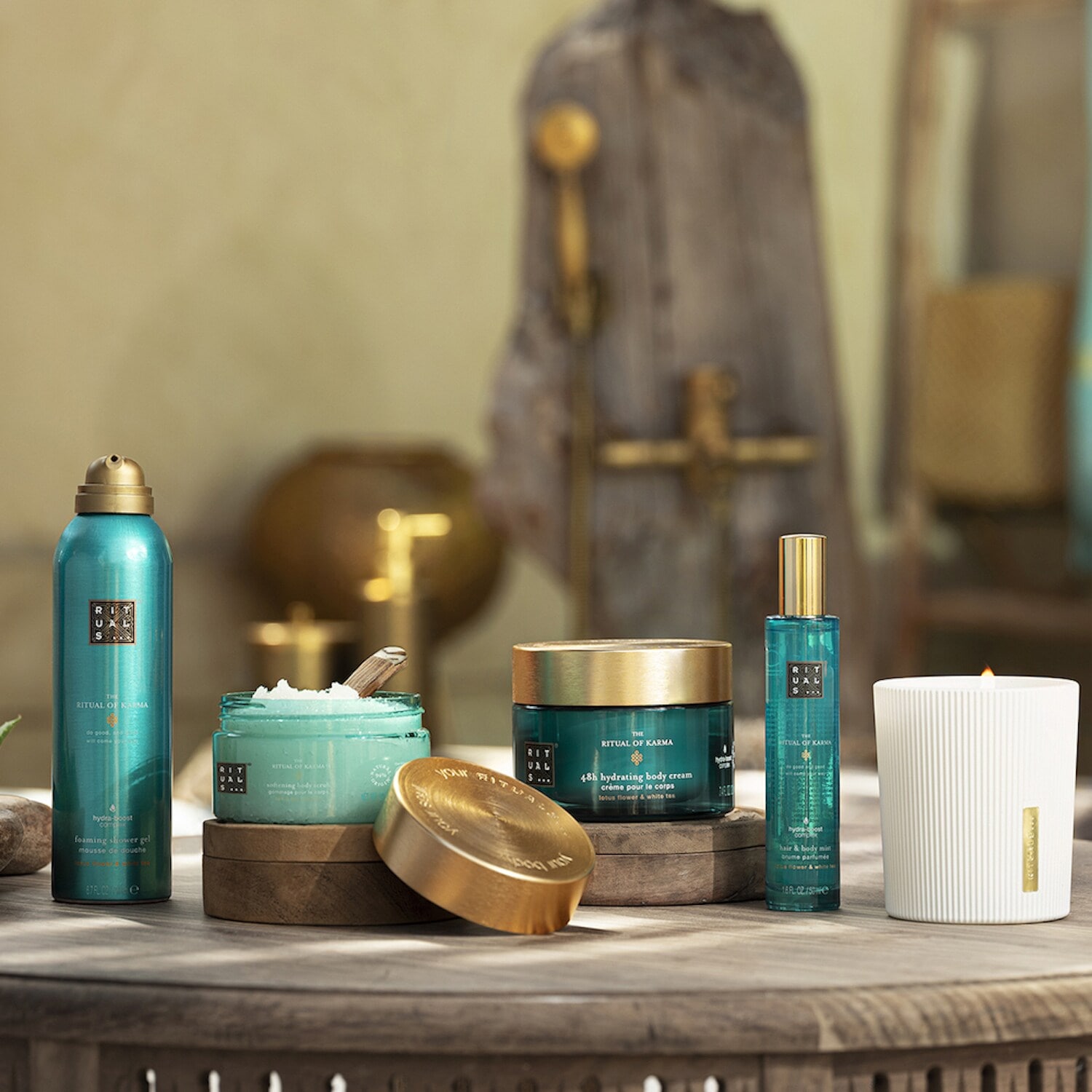 Gomagi Ritual Sticks The Ritual of Karma - Gommage corps de RITUALS ≡ SEPHORA