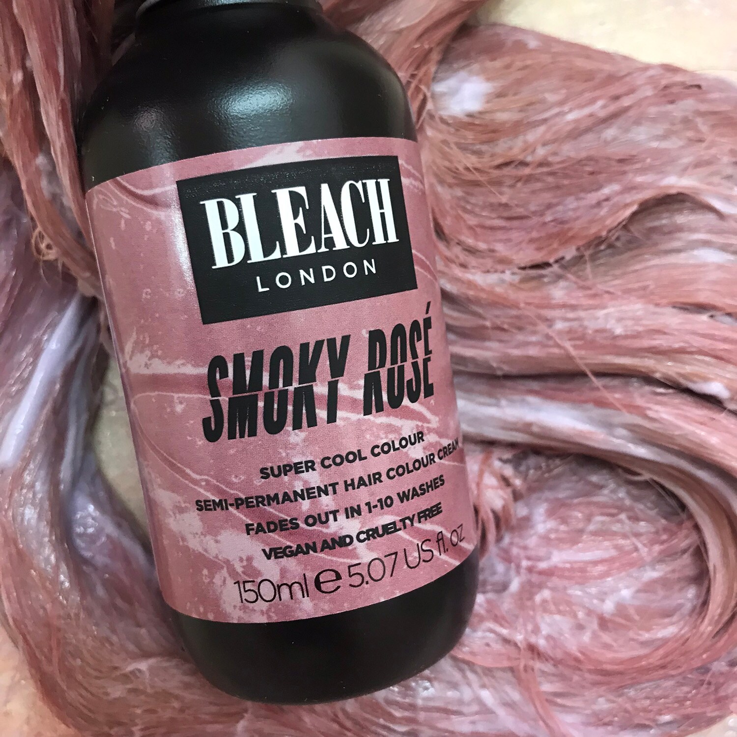 Smoky Rose Super Cool Colour Crème colorante rose cendré de BLEACH