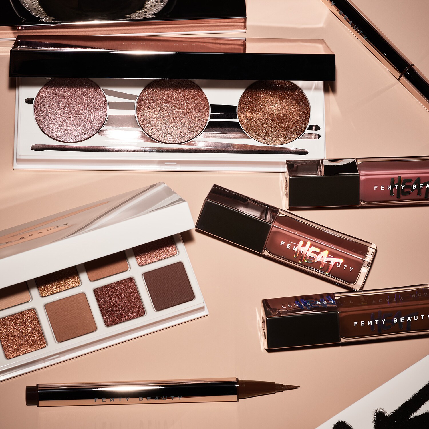 Eyeliner Feutre Longue Tenue - Couleur Blanc - Maquillage Yeux - Neuf Sous Blister