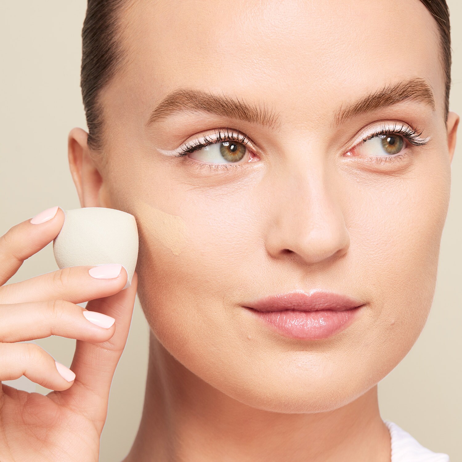 Dreamcloud Éponge à maquillage de REM BEAUTY ≡ SEPHORA