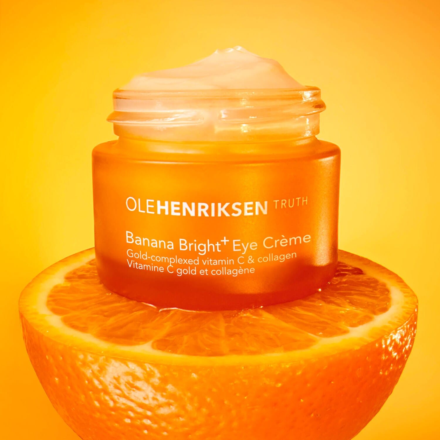 Banana Bright+ Eye Crème Crème contour des yeux illuminatrice à la vitamine C de OLEHENRIKSEN