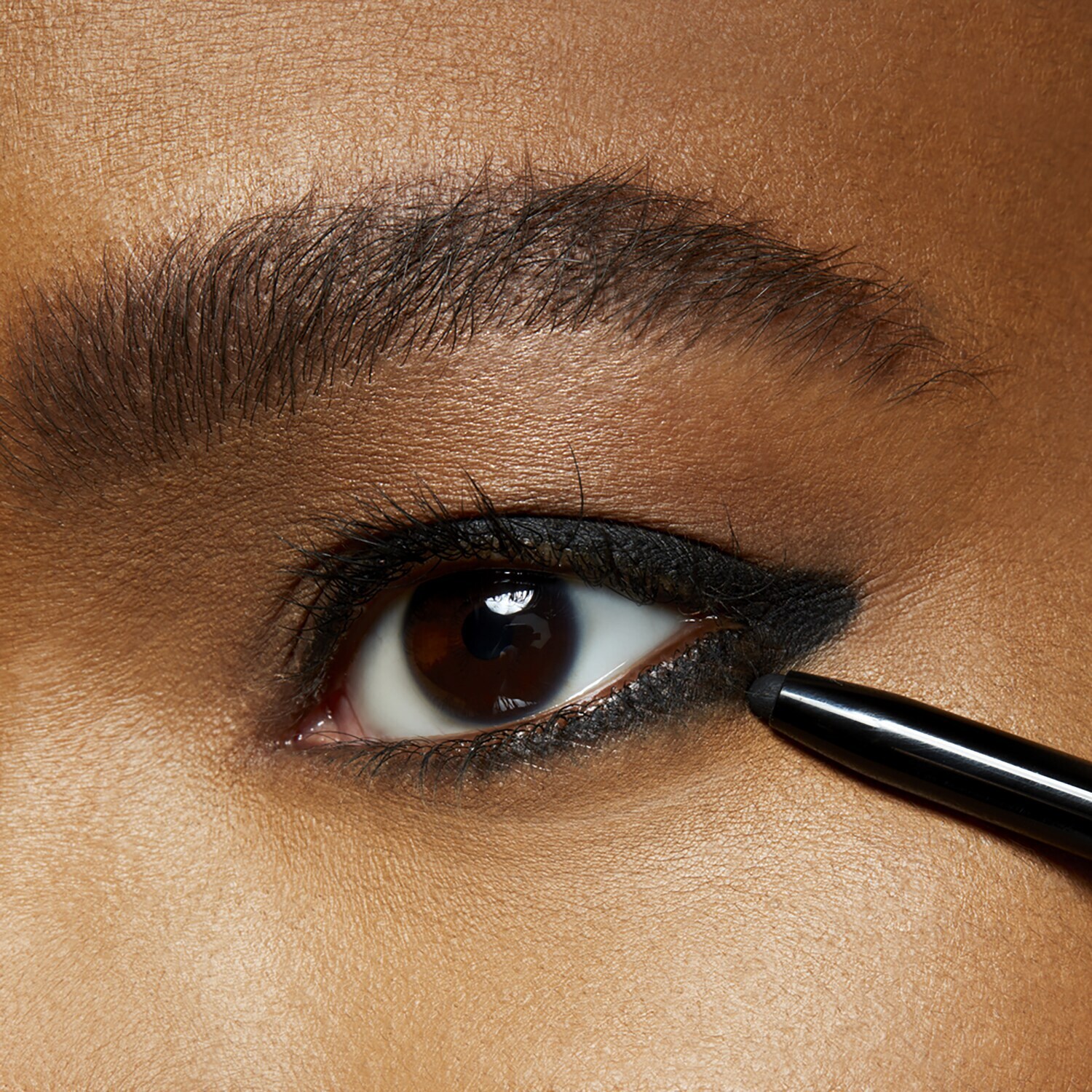 Through her Eyes Coffret Mascara + Eyeliner de M.A.C ≡ SEPHORA