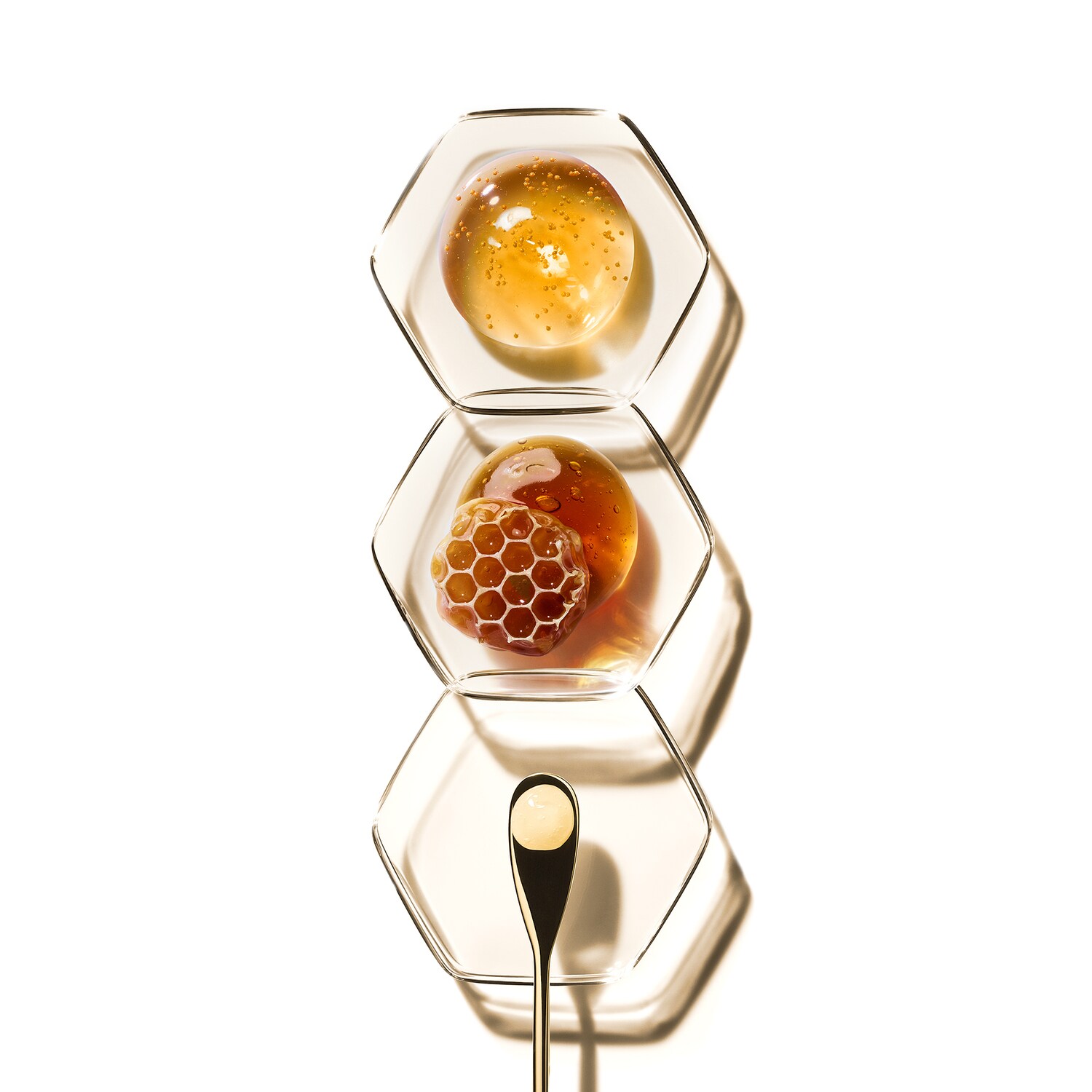 Abeille Royale Gold Eyetech Sérum sculpteur regard de GUERLAIN ≡ SEPHORA