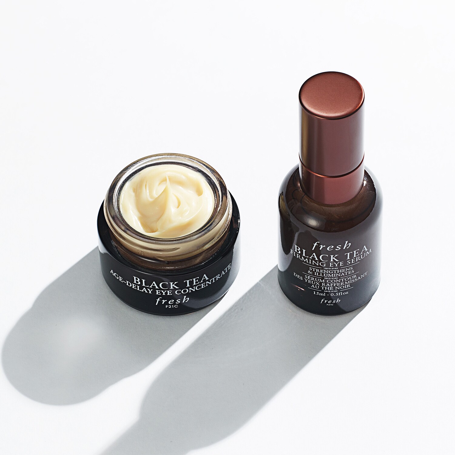 Black Tea Eye Concentrate Soin concentré antiâge yeux au thé noir de