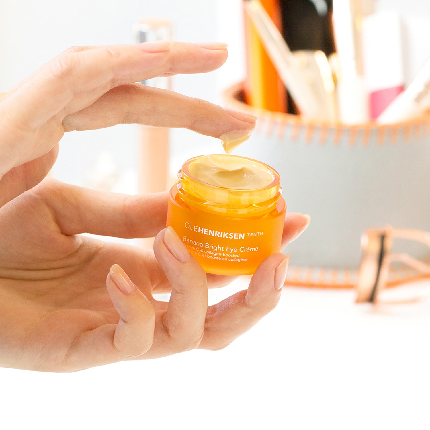 Banana Bright Eye Crème Contour des Yeux Illuminateur à la Vitamine C