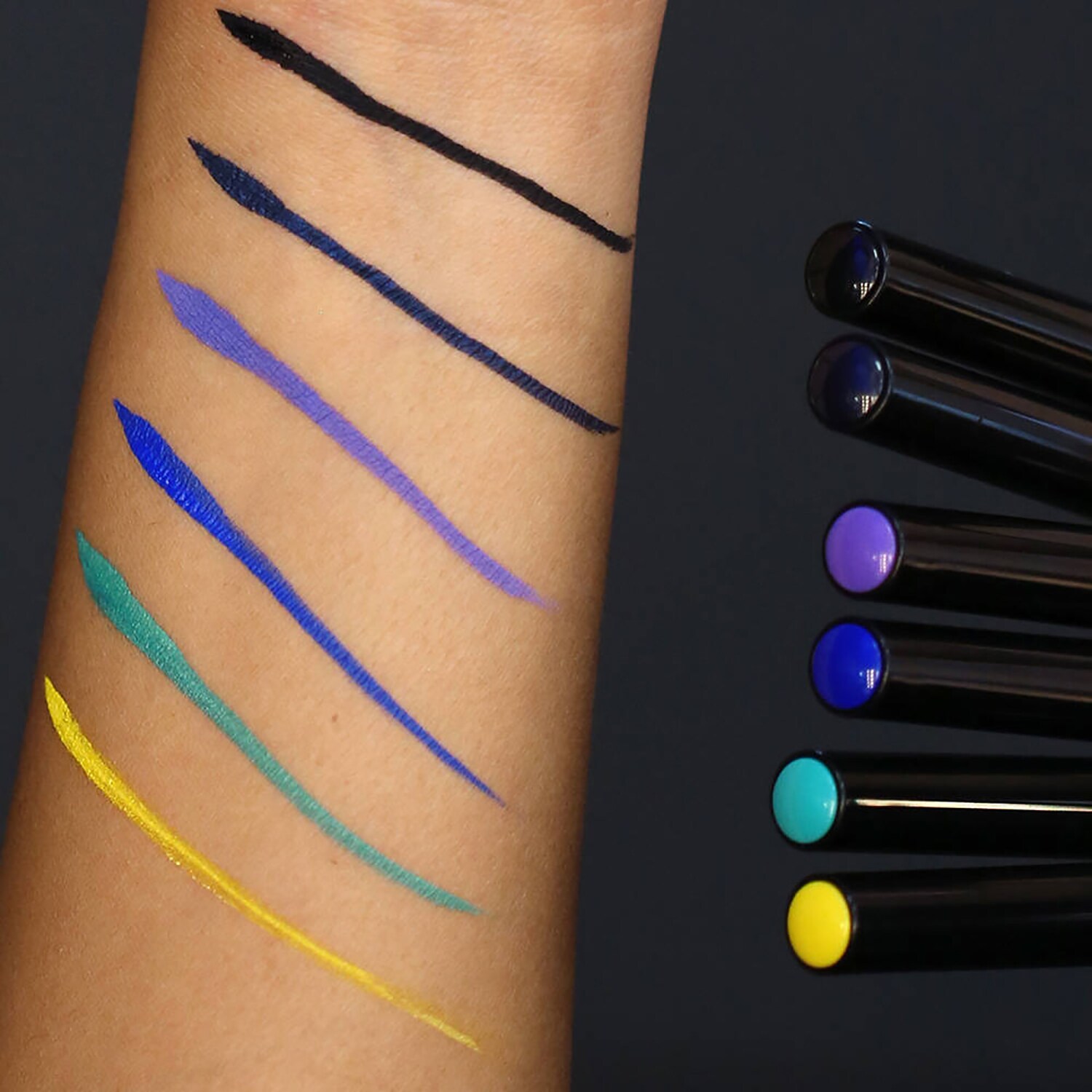 Eyeliner Pure Ink Line Turquoise Waterproof - 3ml - Valeur 18€ - Neuf