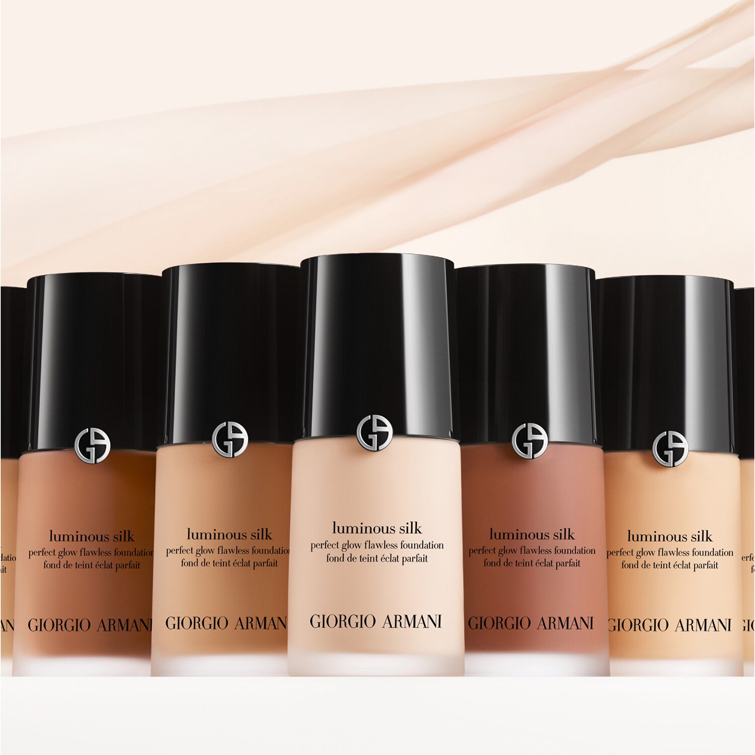 Luminous Silk Foundation Fond De Teint Soyeux Lumineux De ARMANI 