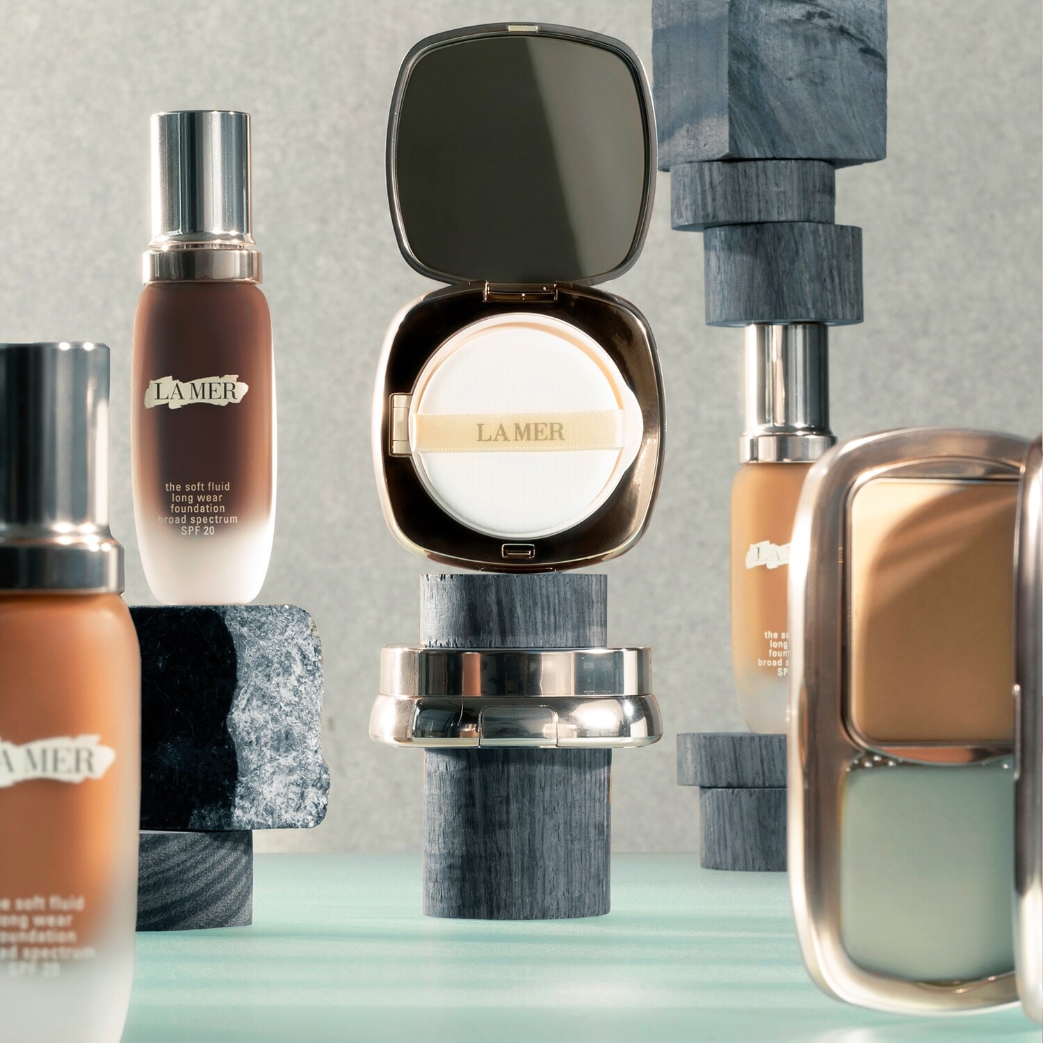 Le Fond de Teint Poudre Hydratant Soyeux de LA MER ≡ SEPHORA