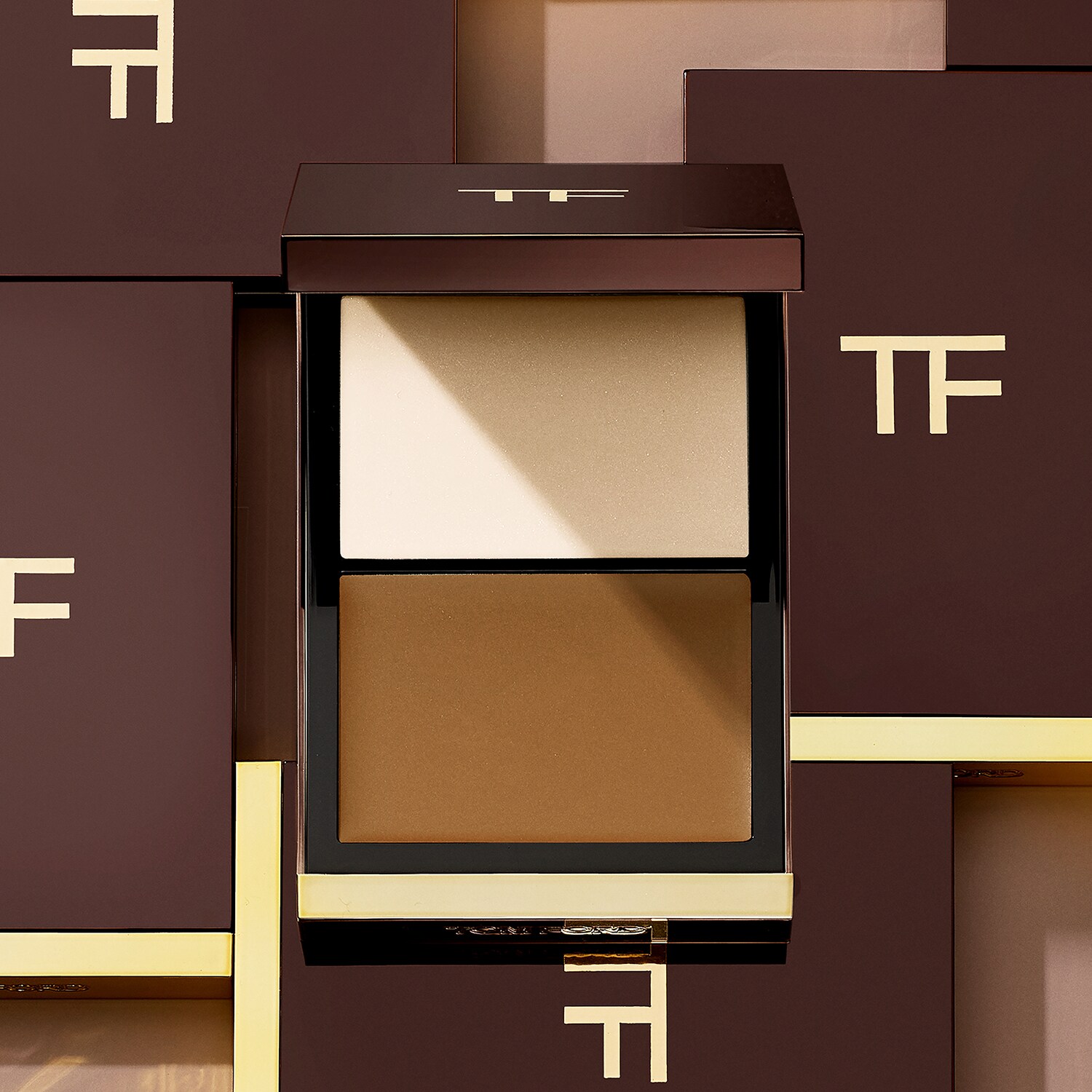 Shade and Illuminate Contour Duo Palette de contour de TOM FORD ≡ SEPHORA