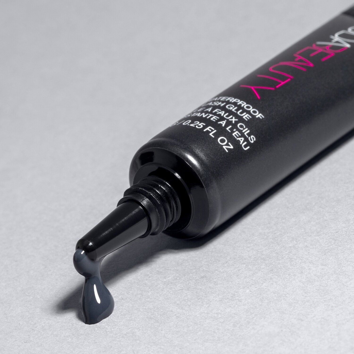 Colle à fauxcils Waterproof de HUDA BEAUTY ≡ SEPHORA