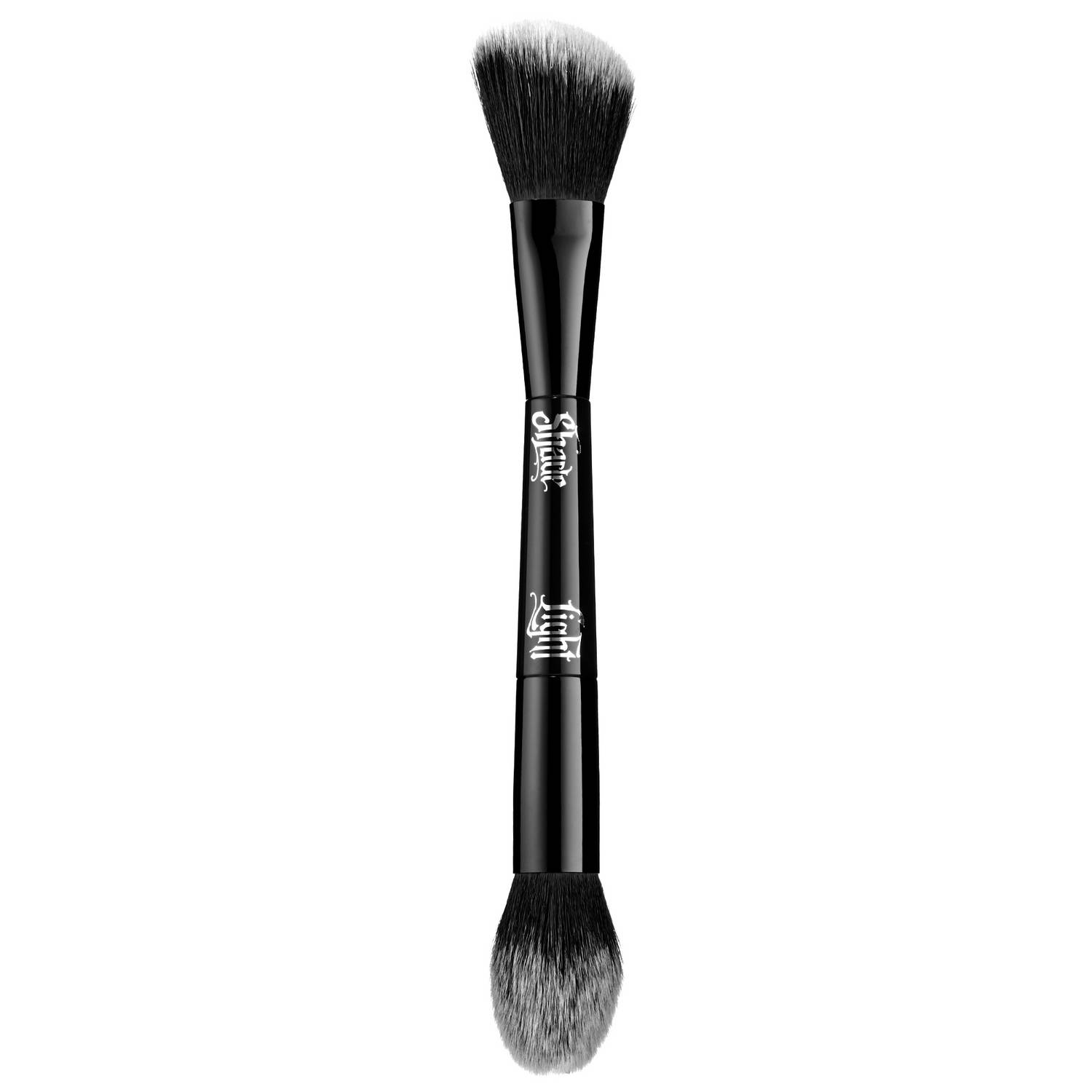 Shade + Light Contour Brush Pinceau contour visage de KVD VEGAN